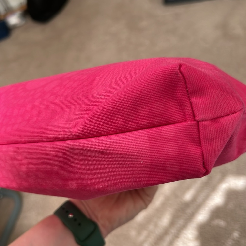 Thirty one bag with 2 peel- off masks, headband and 3 chapstick - Picture 8 of 10